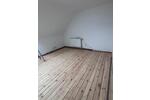 Dachgeschoßwohnung Kaiserslautern Engelshof - 3 Zimmer, 100 m&sup2;, 1.350&euro; | Angebot:25048848