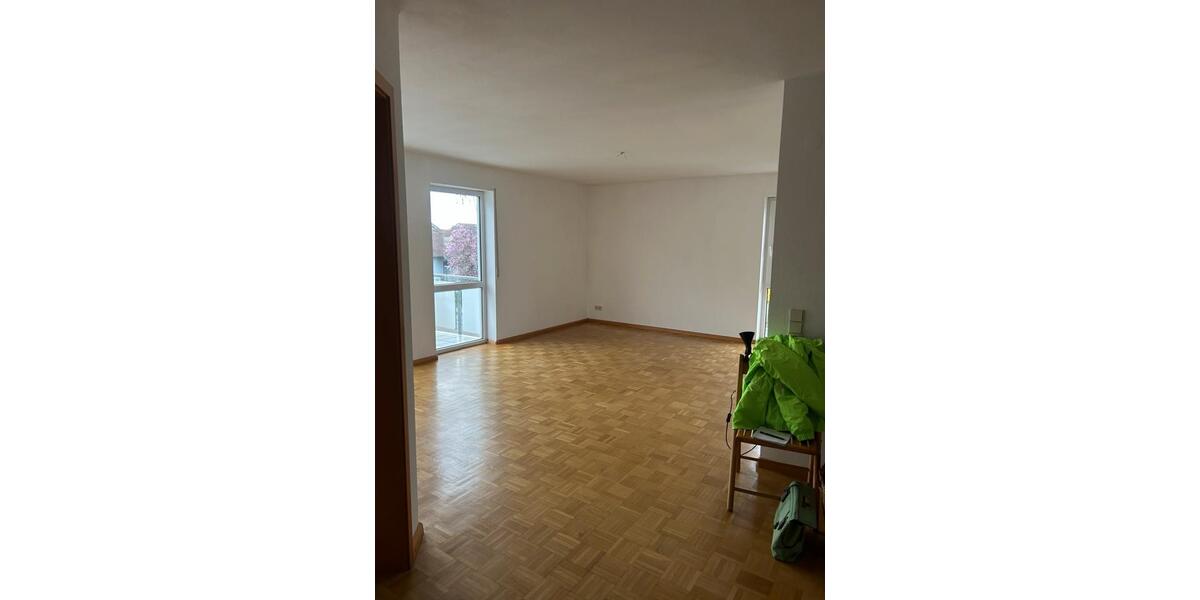 Etagenwohnung Linkenheim-Hochstetten Hochstetten - 3 Zimmer, 84 m&sup2;, 1.000&euro; | Angebot:25965672