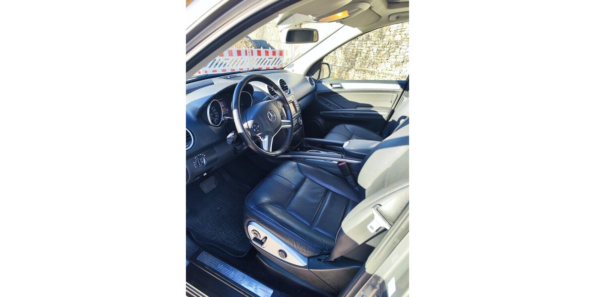 Mercedes-Benz ML 500 186.304 km 17.500 &euro; Loffenau 76597