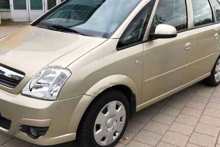 Opel Meriva 82.400 km 2.900 € Regensburg 93059