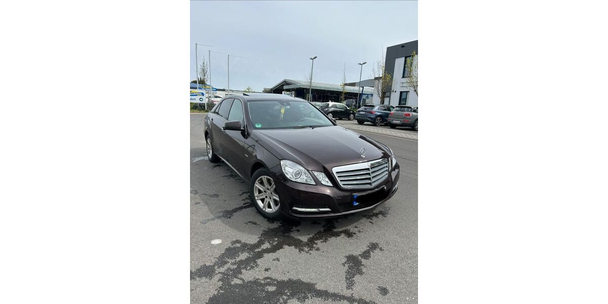 Mercedes-Benz E 200 101.200 km 10.500 &euro; Obermoschel 67823