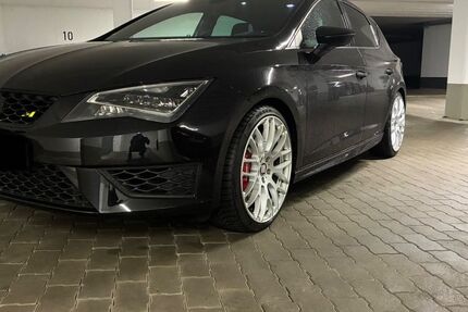 Seat Leon 66.000 km 17.990 &euro; Aalen 73432