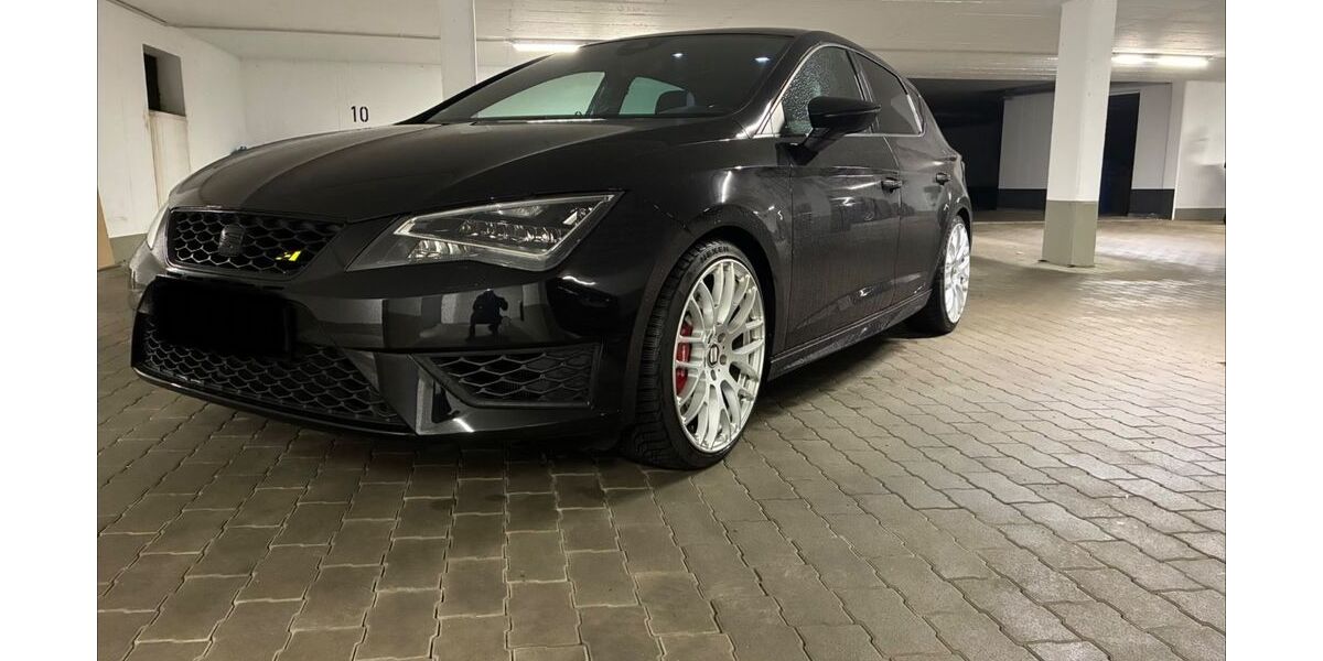 Seat Leon 66.000 km 17.990 &euro; Aalen 73432