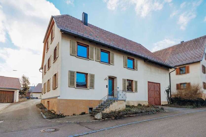 Haus zum Kaufen in Wäschenbeuren 320.000 € 162 m²