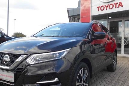 Nissan Qashqai 27.180 km 18.590 € Burg 39288