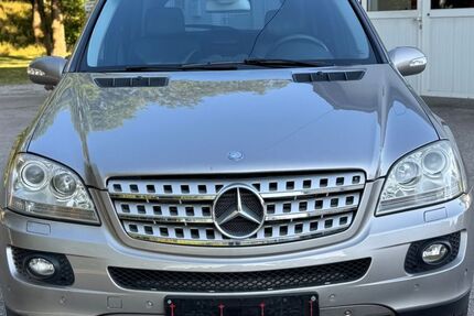 Mercedes-Benz ML 320 378.102 km 3.990 &euro; Freising 85354