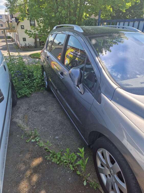 Peugeot 308 279.425 km 1.200 € Trier 54294