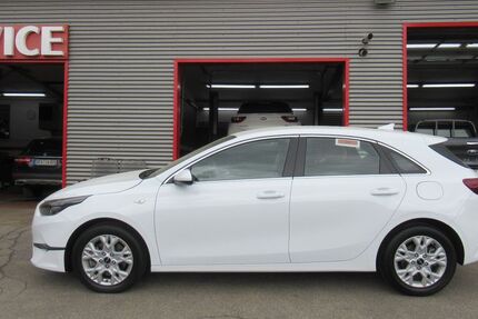Kia ceed / Ceed 9.735 km 20.950 &euro; Osterhofen 94486