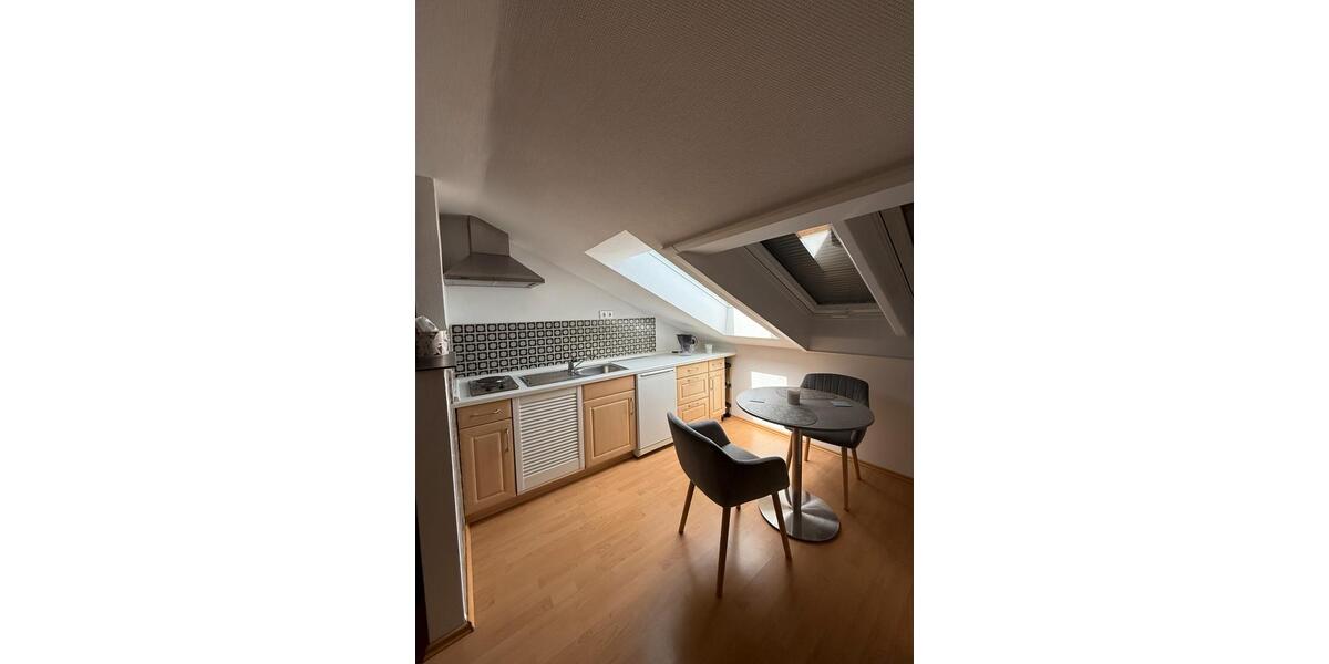 Dachgeschoßwohnung Neuried - 1 Zimmer, 24 m&sup2;, 900&euro; | Angebot:26648187