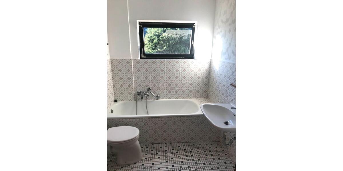 1-Zi Wohnung 38 qm, Kü, Tgl-Bad, Balk, Haibach Nähe Adler 1 zimmer