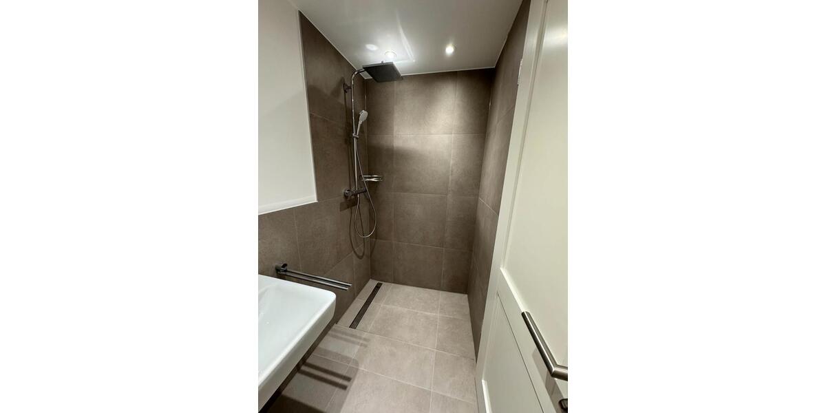 Etagenwohnung Augsburg Lechhausen - 1 Zimmer, 42 m&sup2;, 890&euro; | Angebot:26698803