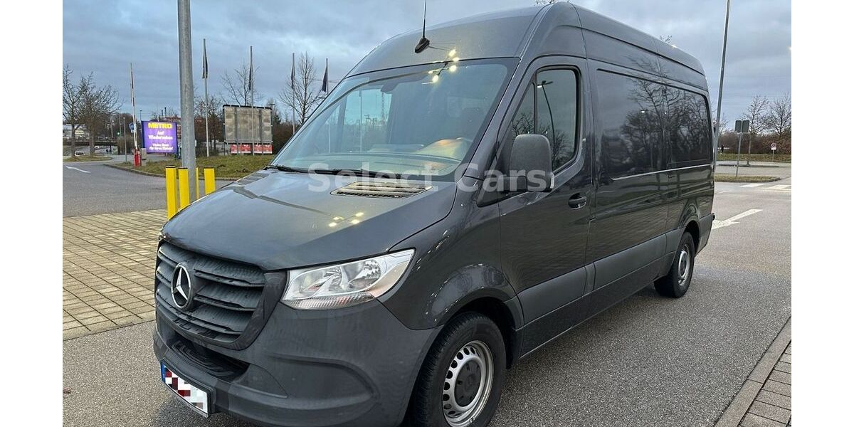 Mercedes-Benz Sprinter 72.901 km 18.490 € München 81243