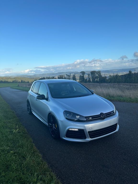 VW Golf 158.000 km 17.999 € Weilheim 79809