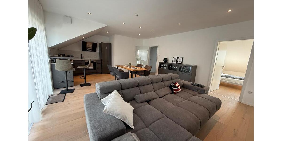 Dachgeschoßwohnung Sinsheim - 3 Zimmer, 87 m&sup2;, 419.000&euro; | Angebot:25922397