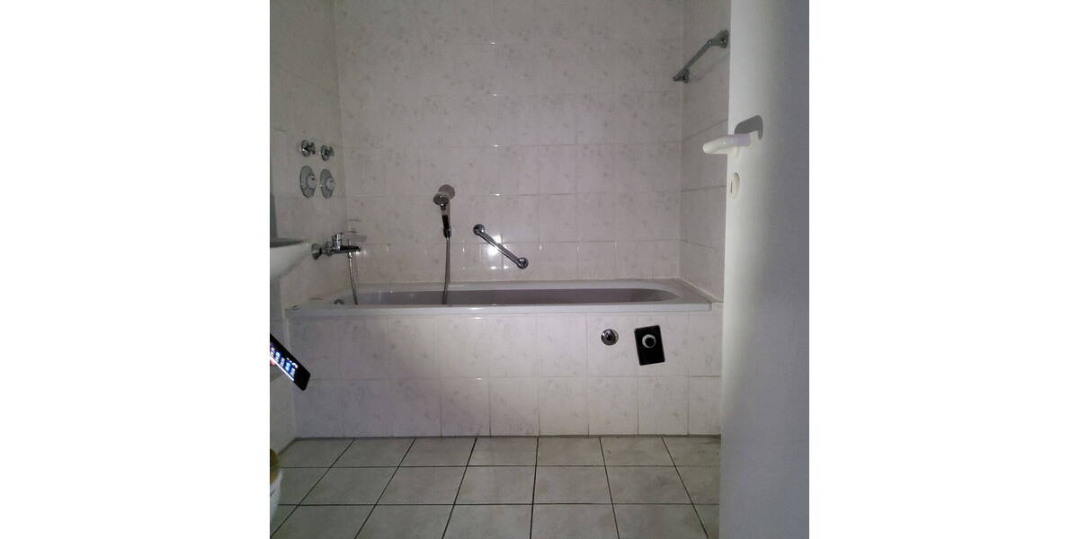 Etagenwohnung Dessau-Roßlau Roßlau - 2 Zimmer, 51 m&sup2;, 310&euro; | Angebot:26833824