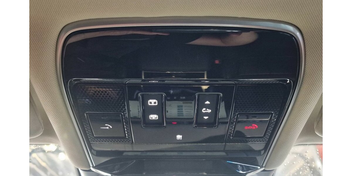 Land Rover Range Rover SE Panoramadach Kamera Luftfederung 15.000 km 129.899 &euro; Landau 76829