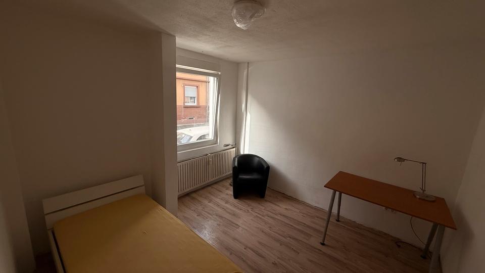 Erdgeschoßwohnung Ludwigshafen am Rhein Ludwigshafen-Hemshof - 3 Zimmer, 64 m&sup2;, 800&euro; | Angebot:25973236