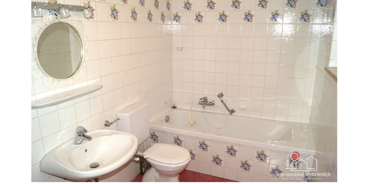 Reihenmittelhaus Volkach - 4 Zimmer, 102 m&sup2;, 289.000&euro; | Angebot:26331352