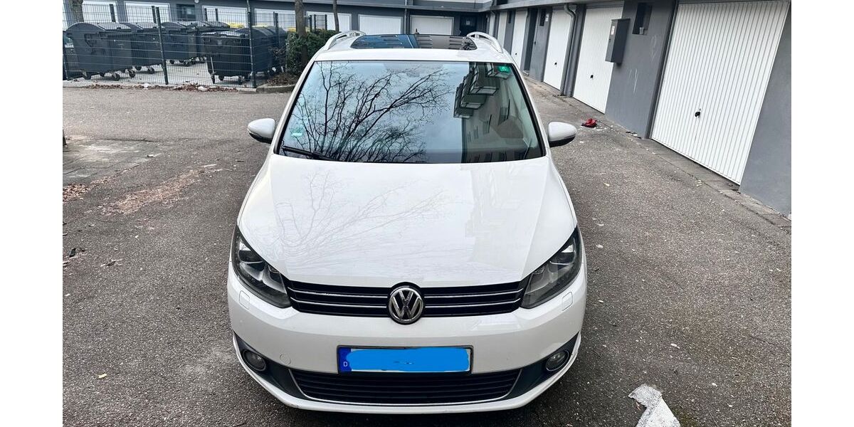 VW Touran 243.000 km 10.590 &euro; Ludwigshafen 67059