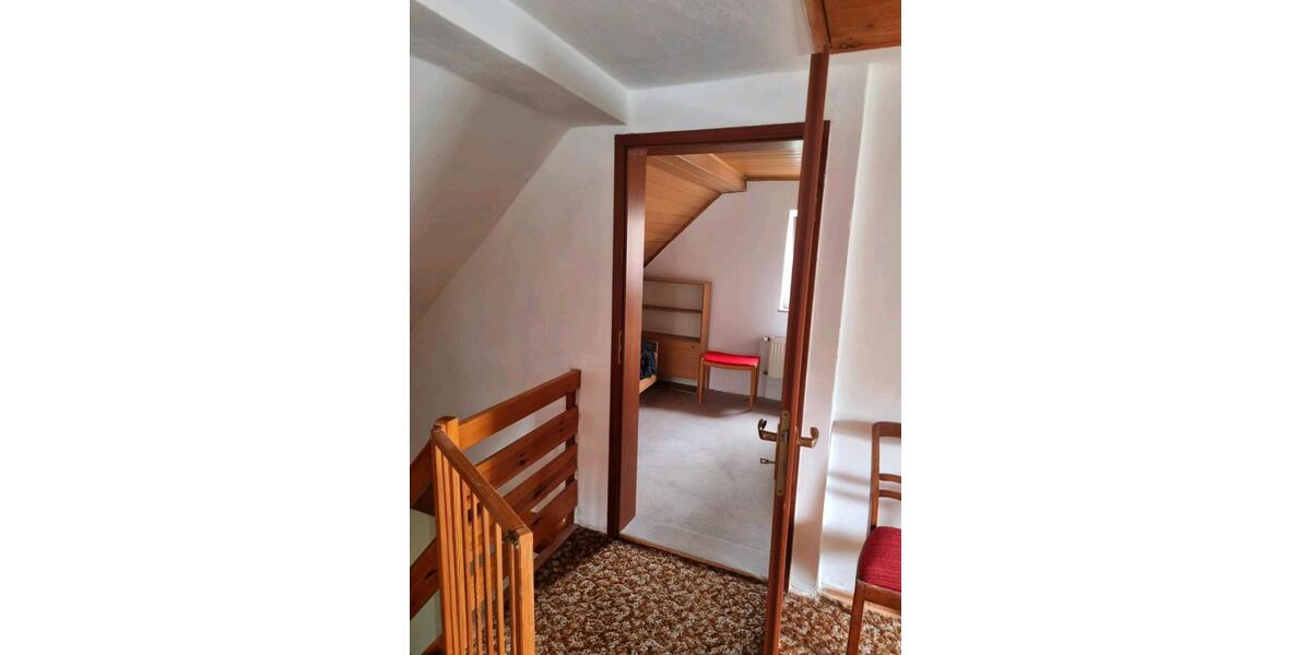 Doppelhaushälfte Obernzenn - 6 Zimmer, 120 m&sup2;, 800&euro; | Angebot:26227859