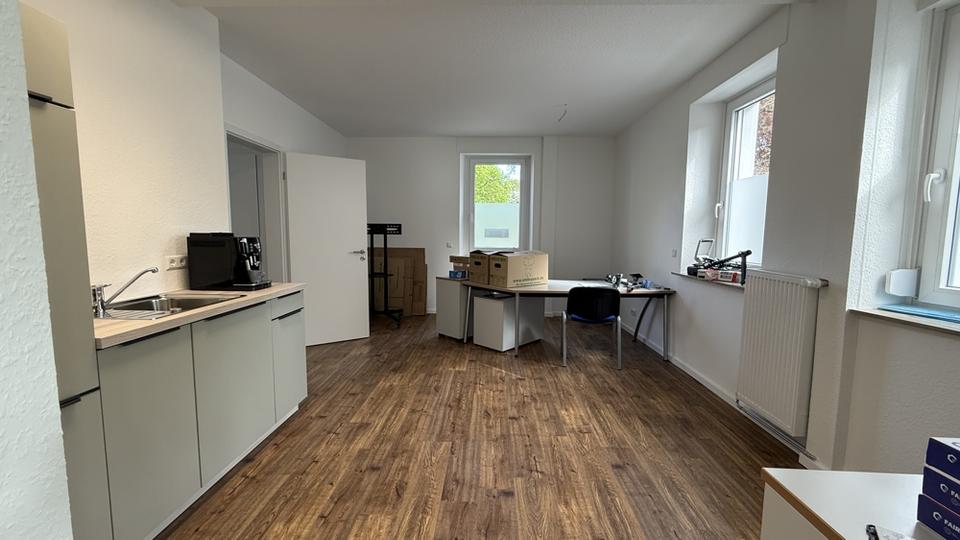 Gewerbeobjekt Singen (Hohentwiel) - 1.297&euro; | Angebot:26284884