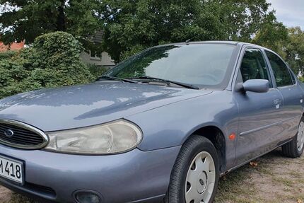 Ford Mondeo 132.900 km 895 &euro; Teltow 14513
