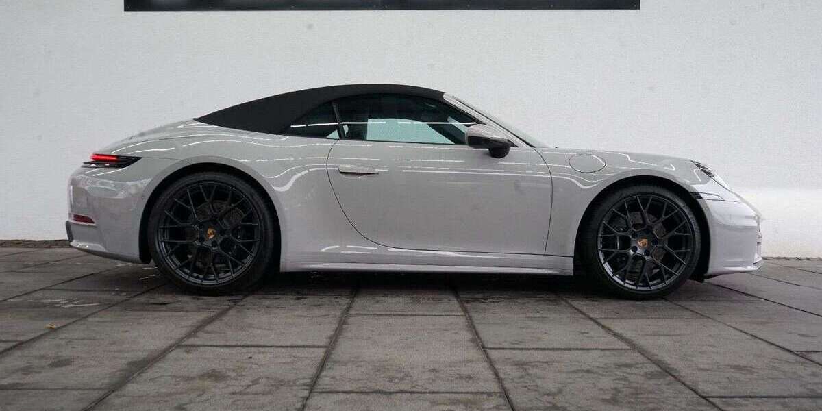 Porsche 992 8.100 km 148.880 &euro; Asslar 35614