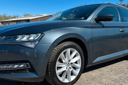 Skoda Superb 166.000 km 16.499 &euro; Blankenfelde-Mahlow 15831