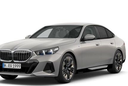 BMW 520 33.200 km 53.930 € Offenburg 77656
