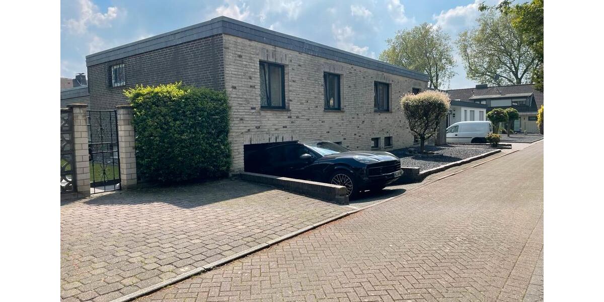 Bungalow Hückelhoven - 6 Zimmer, 195 m&sup2;, 1.999&euro; | Angebot:26520999