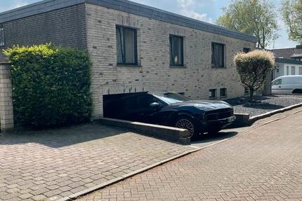 Haus Hückelhoven - 6 Zimmer, 195 m&sup2;, 1.999&euro; | Angebot:26520999