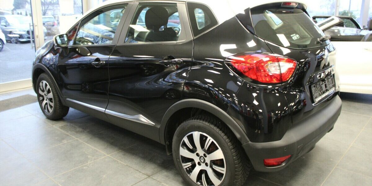 Renault Captur TCe 90 Experience 49.630 km 9.980 &euro; Euskirchen 53881