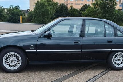 Opel Omega 76.500 km 8.800 &euro; Freudenstadt 72250
