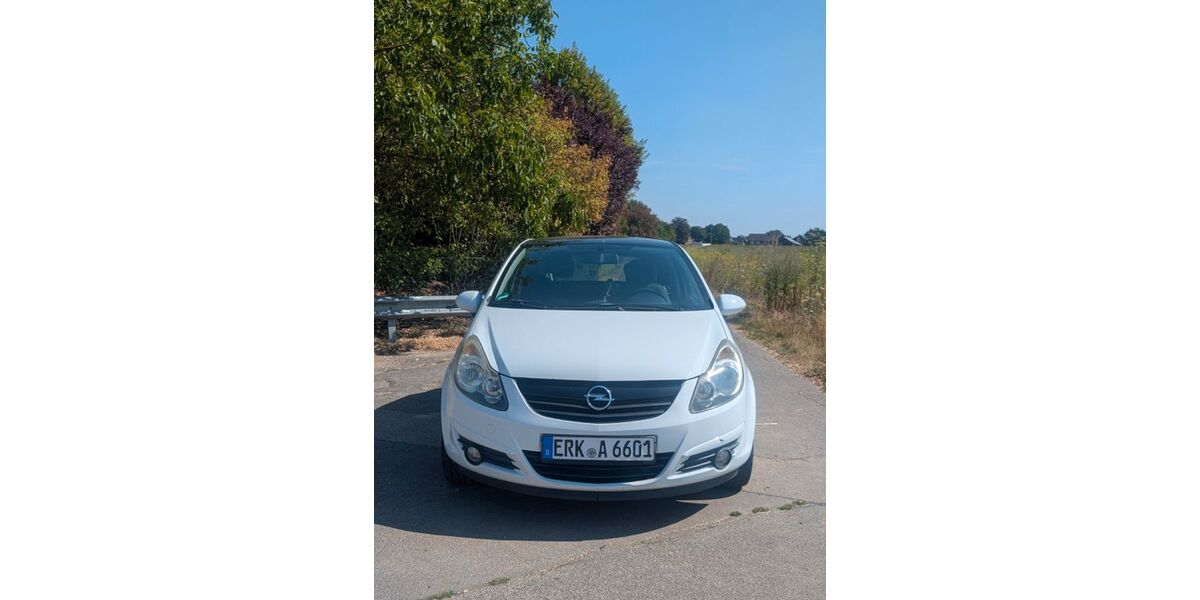 Opel Corsa 120.967 km 4.300 &euro; Erkelenz 41812