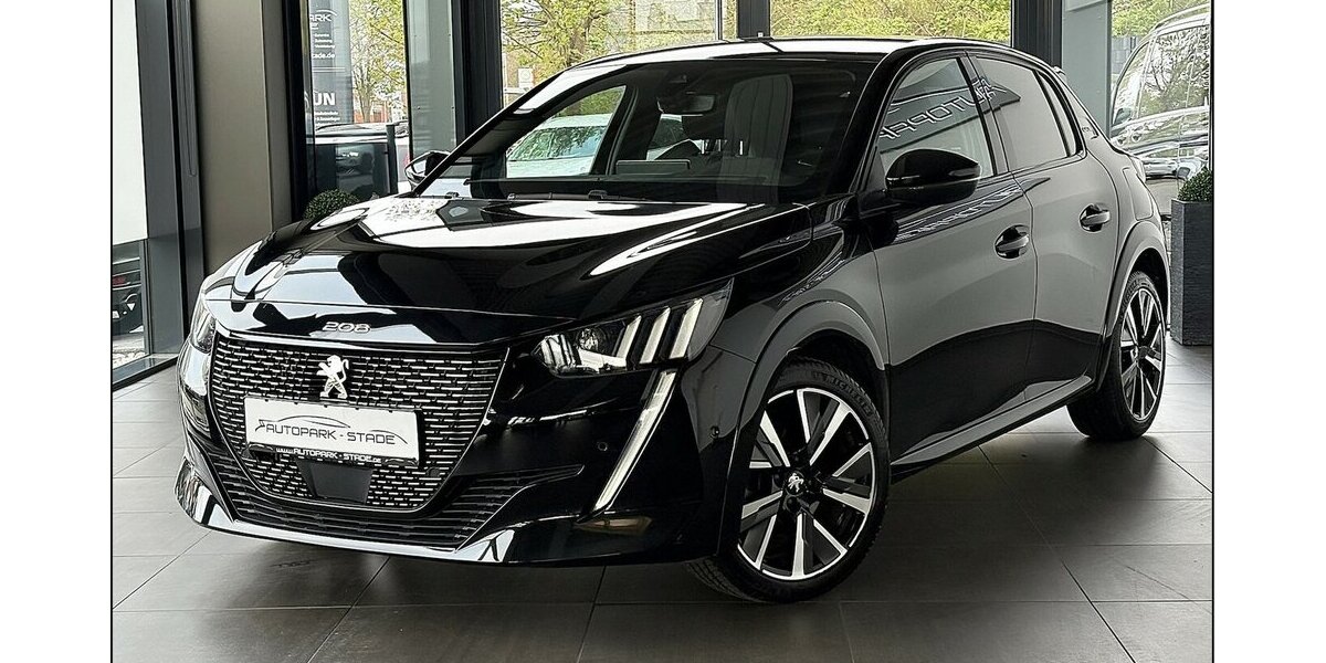 Peugeot 208 GT Line LED Kamera HUD Tempomat 39.999 km 16.390 &euro; Stade 21682