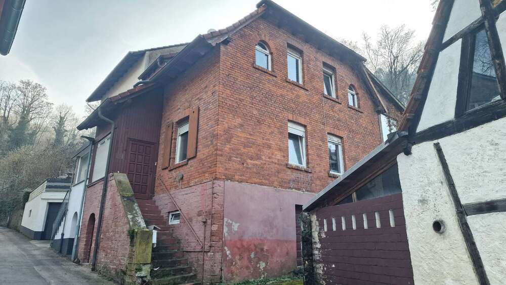 Einfamilienhaus Weinheim - 6 Zimmer, 156 m&sup2;, 249.000&euro; | Angebot:26351786