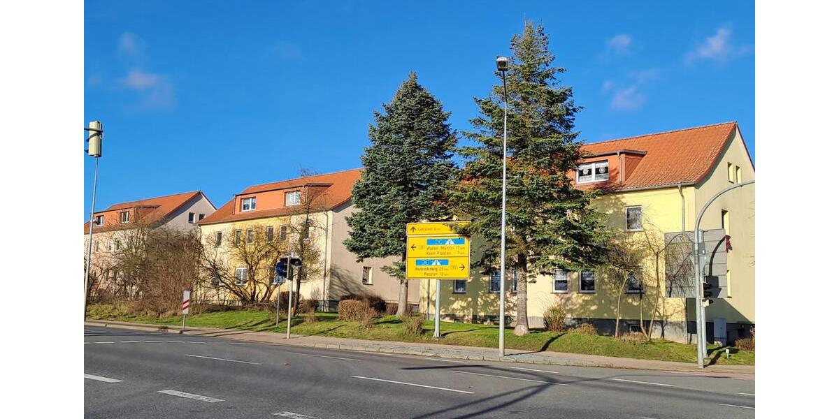 Etagenwohnung Möllenhagen - 4 Zimmer, 72 m&sup2;, 494&euro; | Angebot:25781155
