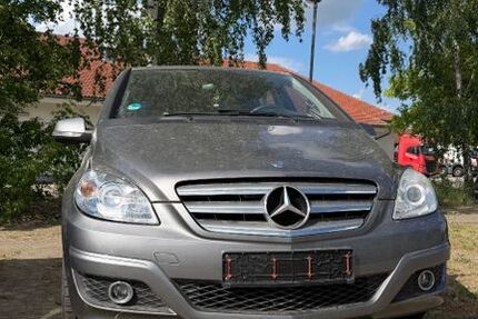 Mercedes-Benz B 150 121.850 km 5.200 &euro; Golzow 14778