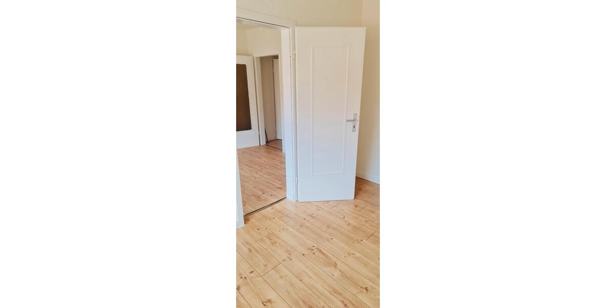 Dachgeschoßwohnung Lütjenburg - 4 Zimmer, 95 m&sup2;, 1.080&euro; | Angebot:26112448