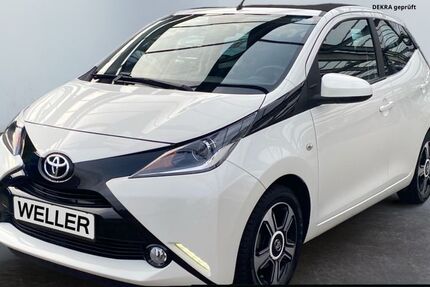 Toyota Aygo (X) 49.330 km 8.290 &euro; Leipzig 04178