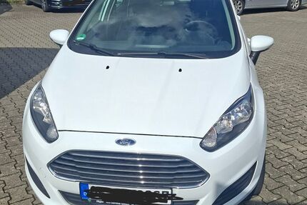 Ford Fiesta 50.000 km 6.300 &euro; Obertshausen 63179