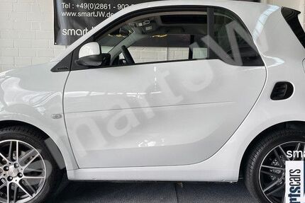 Smart ForTwo 23.681 km 33.799 &euro; Borken 46325