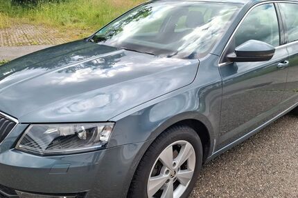 Skoda Octavia 85.900 km 13.999 &euro; Bad Endorf 83093