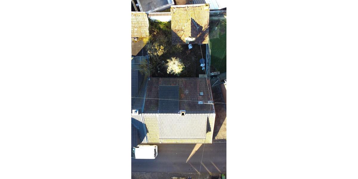Reihenhaus Saarbrücken Dudweiler - 5 Zimmer, 110 m&sup2;, 100.000&euro; | Angebot:26780235