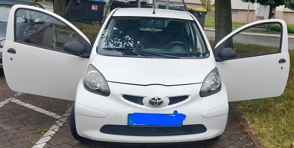 Aygo (X)