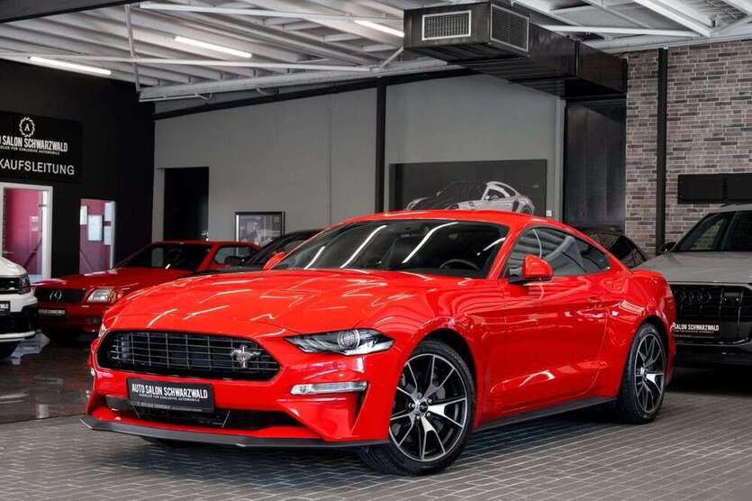 Ford Mustang 28.389 km 41.490 € Trossingen 78647