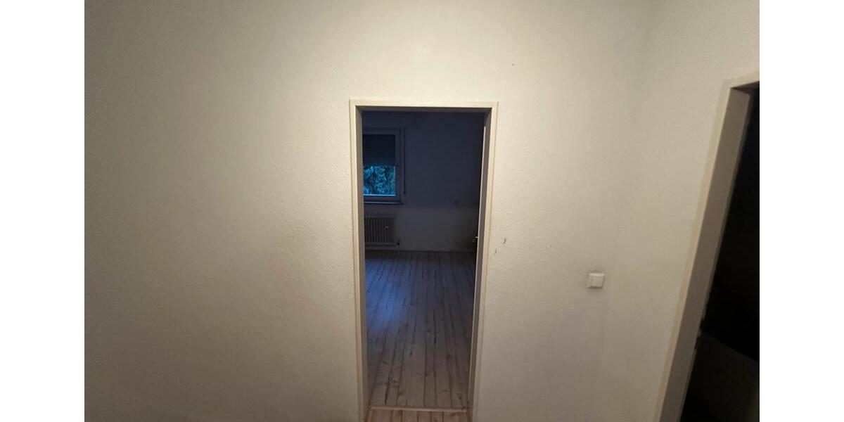 Reihen-Mittelhaus in ruhiger Wohnlage mit Südgarten und Carport 4 zimmer