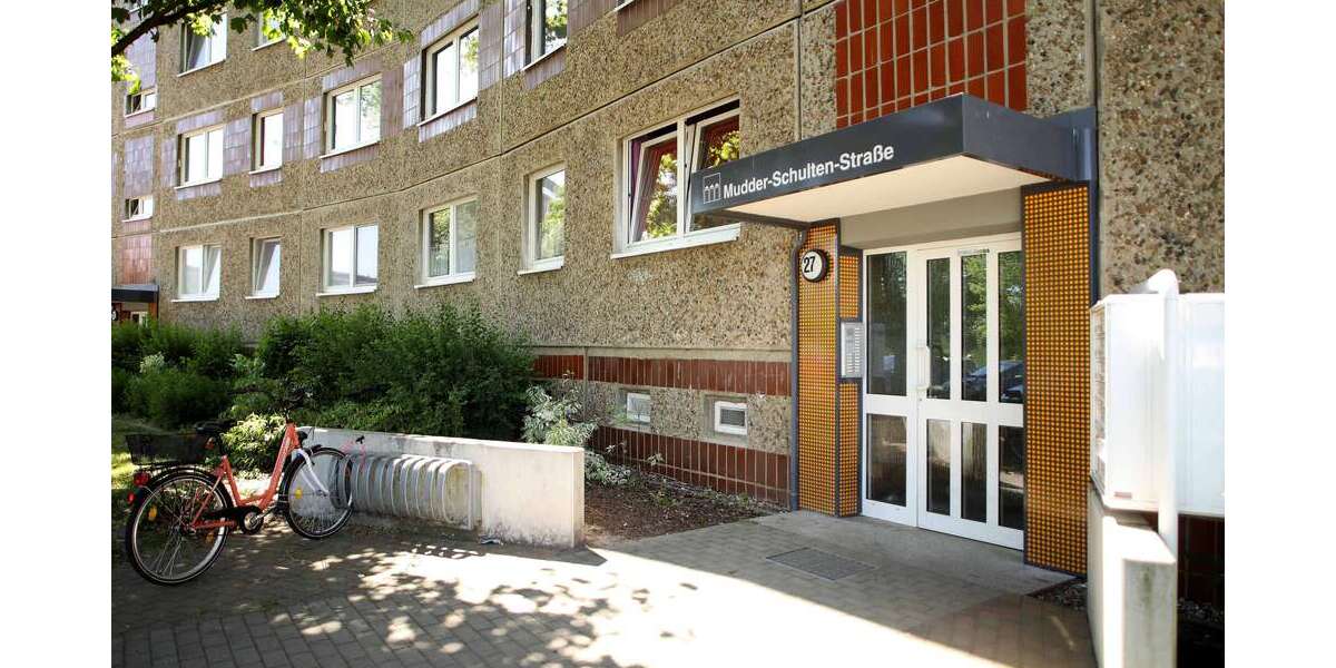 Etagenwohnung Neubrandenburg Datzeberg - 2 Zimmer, 50 m&sup2;, 250&euro; | Angebot:26855744