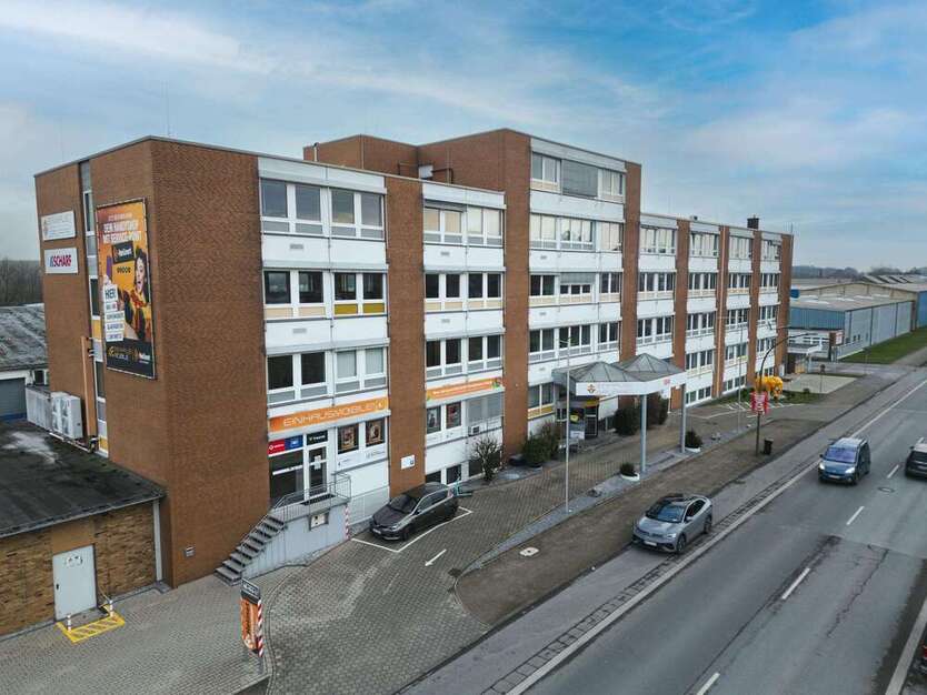 Büro in Hamm 2.460 € 327.19 m²