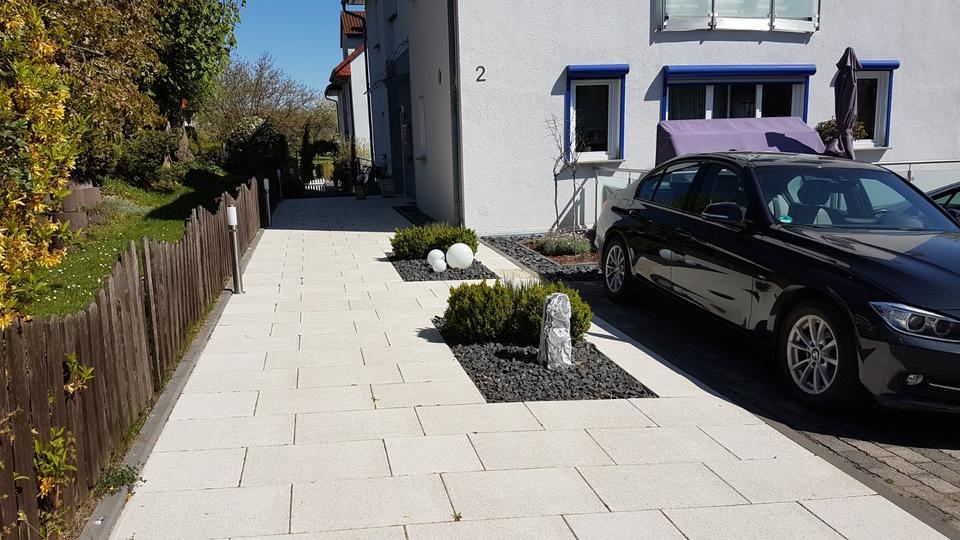 Möblierte 2-Zimmer-Dachgeschosswohnung mit Balkon 2 zimmer